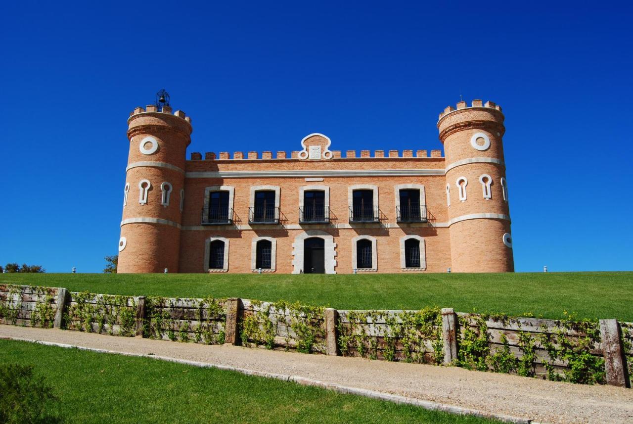 Castillo De Monte La Reina Posada Real & Bodega Toro Extérieur photo